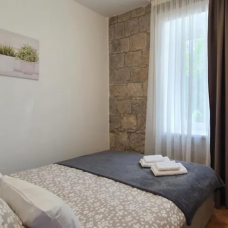 Apartment Heritage Stone