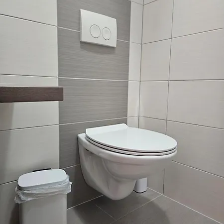 Heritage Stone Apartment *