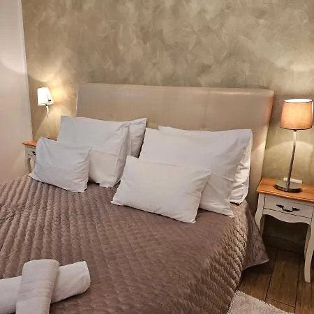 Heritage Stone Lejlighed