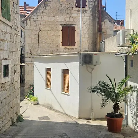 Heritage Stone Apartment
