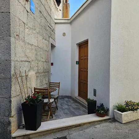Apartament Heritage Stone Split