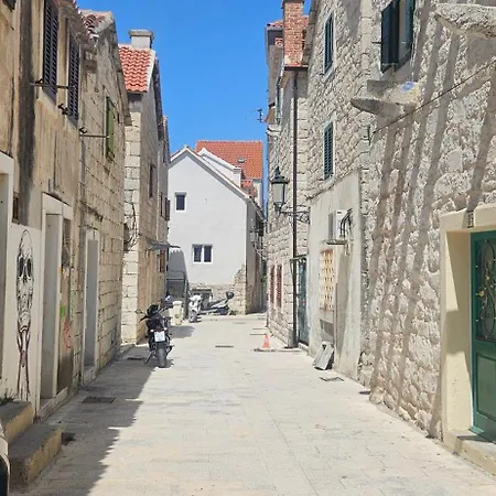 Heritage Stone Lejlighed Split