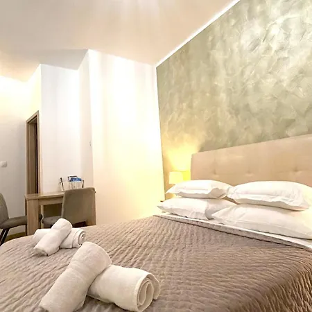 Heritage Stone Apartment *